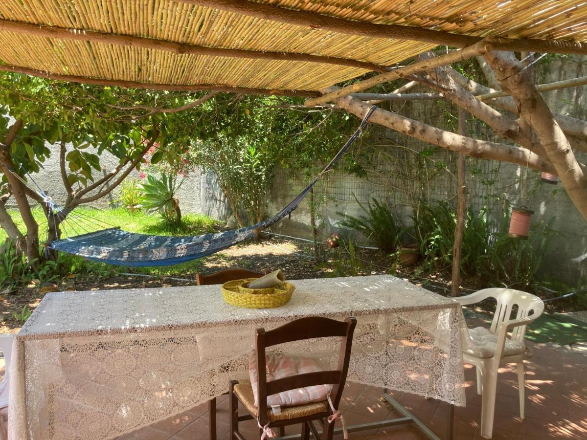Cottage On The Beach Taormina Exterior photo