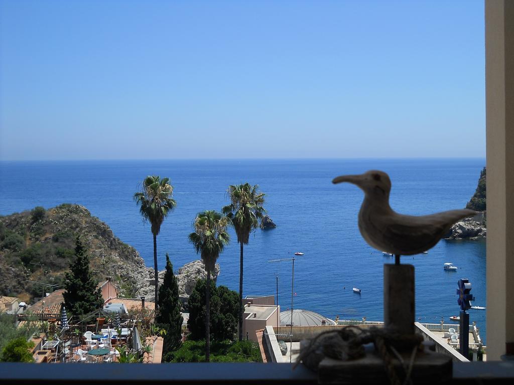 Cottage On The Beach Taormina Room photo