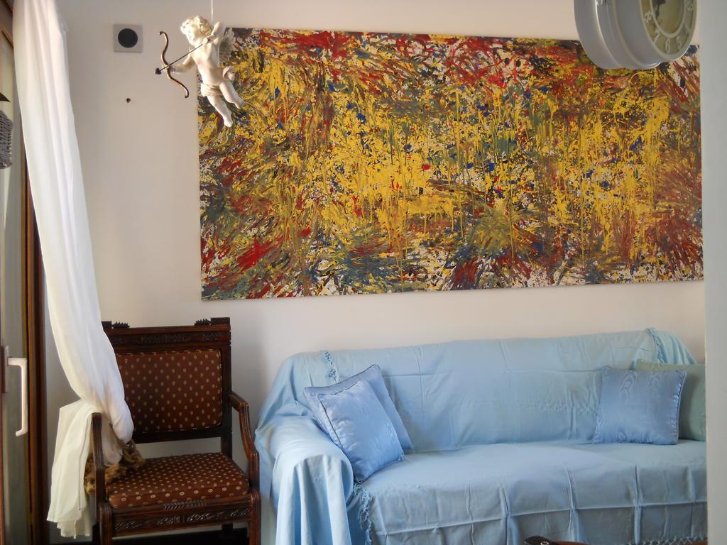 Cottage On The Beach Taormina Room photo