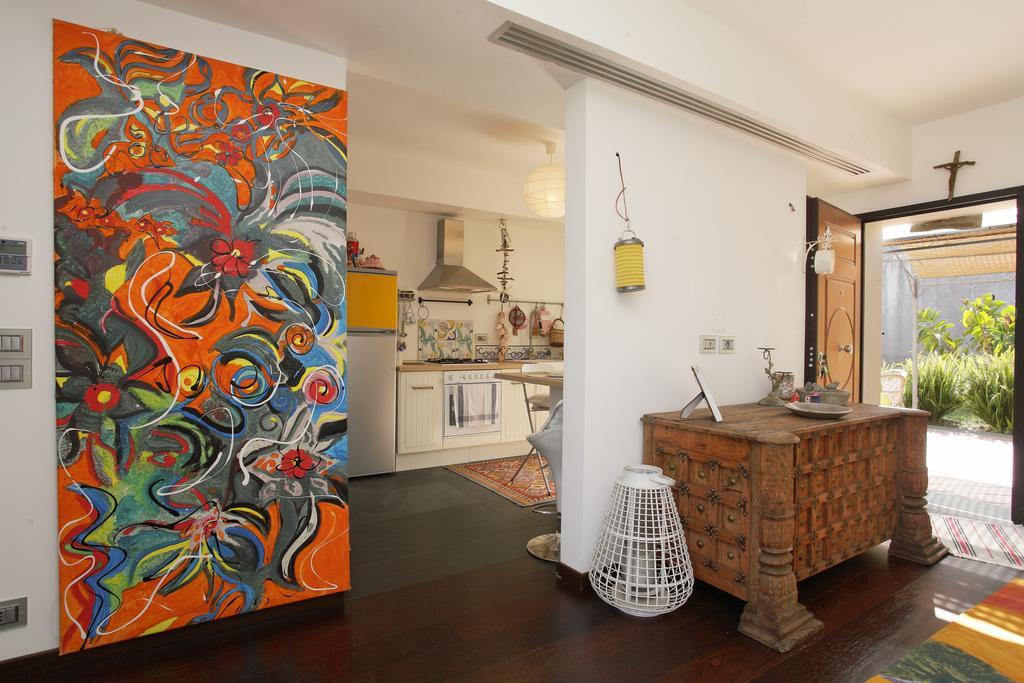 Cottage On The Beach Taormina Exterior photo