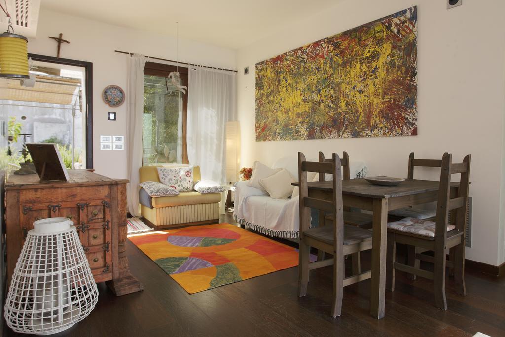 Cottage On The Beach Taormina Exterior photo